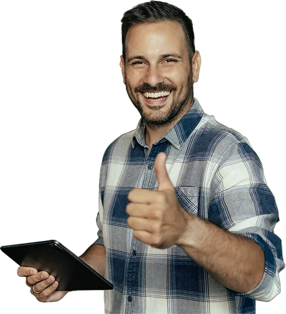 Parceiro JetBov com tablet, fazendo sinal de positivo